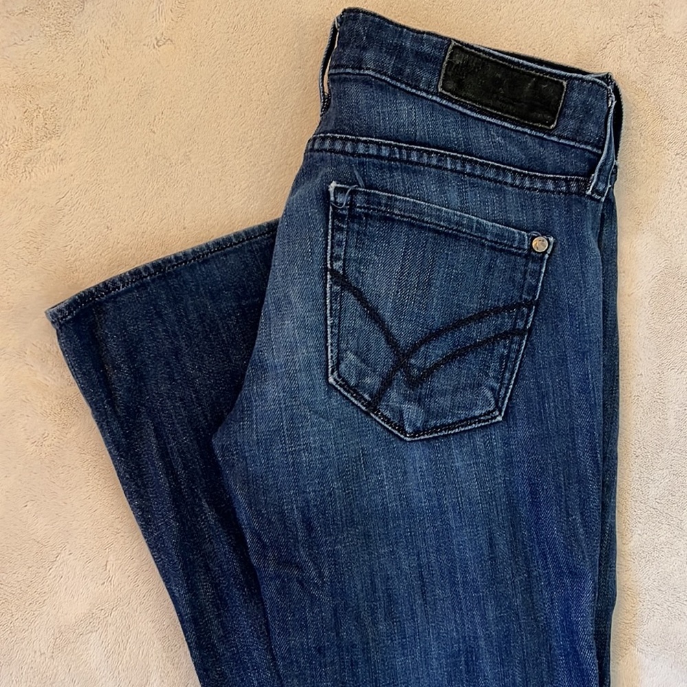William Rast Bootcut Jeans // Size 25 // medium wash - Picture 2 of 9